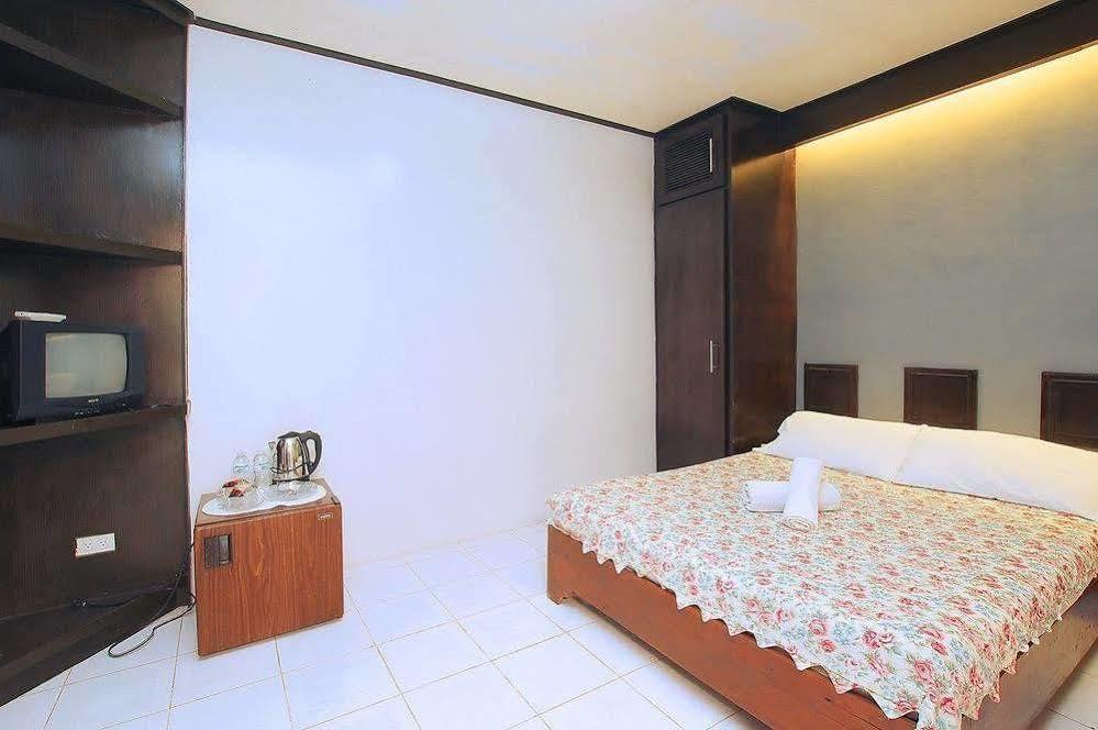Reddoorz Premium @ Ouan'S The Farm Resort Lucena Extérieur photo