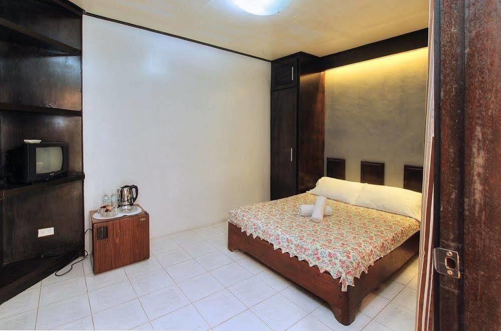 Reddoorz Premium @ Ouan'S The Farm Resort Lucena Extérieur photo